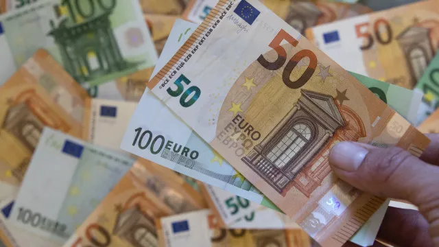 taxa-de-poupanca-das-familias-estabiliza-em-12,3%-no-primeiro-trimestre