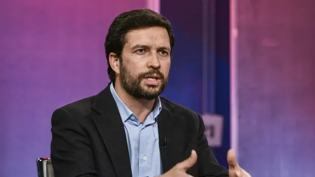 evidencias-apontam-para-“obra-ilegal”-no-quiosque-do-jardim-da-estrela