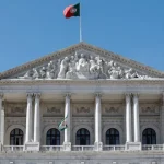 parlamento-debate-hoje-iniciativas-de-incentivo-a-natalidade