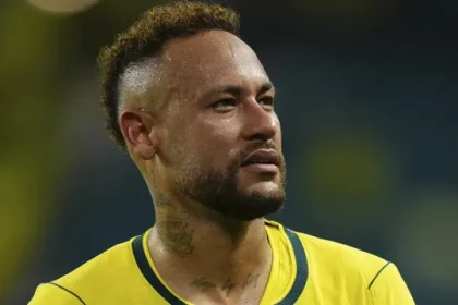 neymar-chora-apos-voltar-a-jogar-pela-selecao:-‘foram-longos-dias’