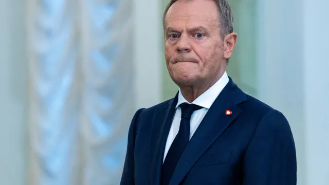 tusk-pede-respeito-pela-historia-para-acabar-tensao-entre-gdansk-e-kyiv