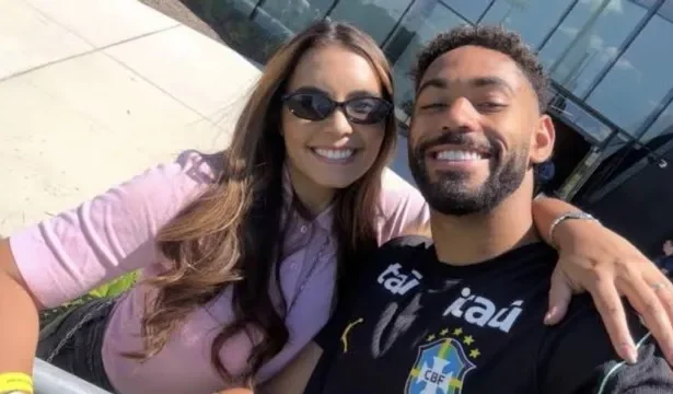 conheca-a-discreta-gabi-cunha,-advogada-e-esposa-do-camisa-9-matheus-cunha