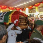timorenses-dizem-adeus-a-lu-olo,-“que-veio-do-povo-e-voltou-como-povo”