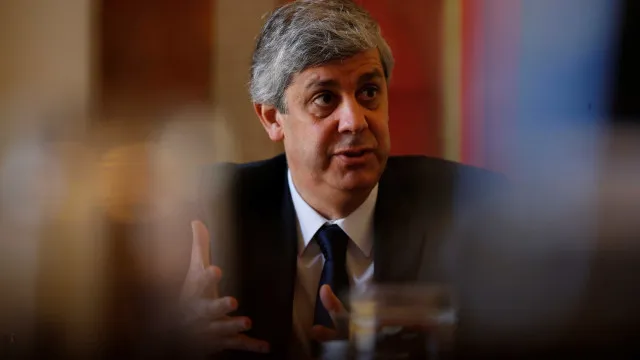 ps-chama-centeno-para-jornadas-parlamentares-sobre-custo-de-vida
