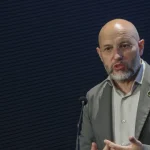 tavares-nega-afastamento-do-livre-e-defende-necessidade-de-novas-“caras”