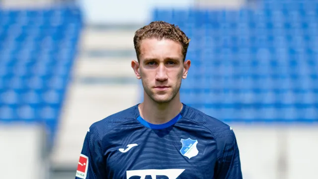 hoffenheim-rejeita-nova-oferta-de-emprestimo-do-sao-paulo-por-arthur-chaves