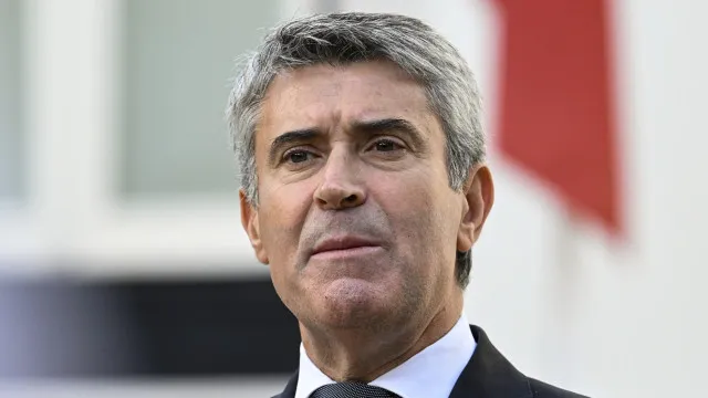 ps-exige-explicacoes-sobre-atraso-na-entrega-de-exames-para-correcao