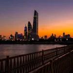 kuwait-atacado-por-“misseis-e-drones-hostis”,-sirenes-soam-no-bahrein
