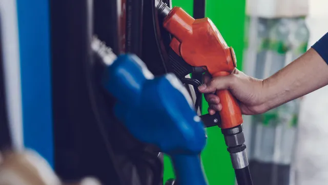 atestar-ou-nao-atestar-o-carro?-recorde-aqui-os-precos-para-esta-semana