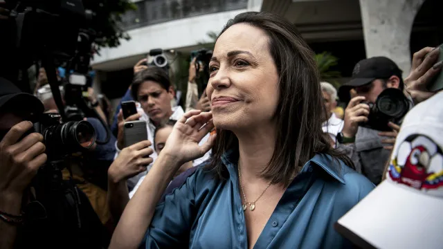 maria-corina-machado-diz-que-“chegou-a-hora”-de-regressar-a-venezuela