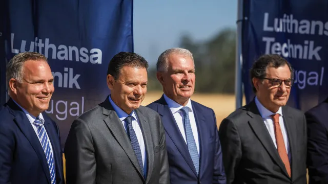 montenegro-elogia-resposta-do-pais-a-lufthansa:-“e-o-portugal-de-futuro”