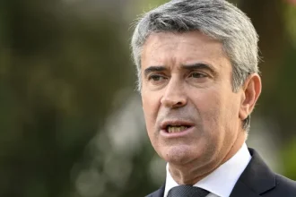 carneiro-diz-que-portugueses-vivem-“um-dos-momentos-mais-dificeis”