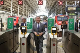 carneiro-desafia-governo-a-fazer-“inversao-de-marcha”:-vai-“em-contramao”