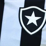 fifa-encerra-transfer-ban-do-botafogo-no-caso-almada,-e-clube-tem-5-punicoes