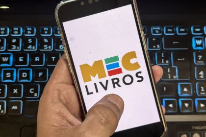 mec-livros-oferece-mais-7,8 mil-obras-em-ingles-e-espanhol