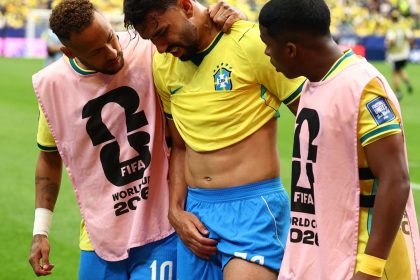 lucas-paqueta-tem-lesao-na-coxa-confirmada,-sem-previsao-de-retorno