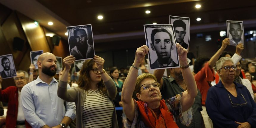 familias-de-vitimas-da-ditadura-recebem-novas-certidoes-retificadas