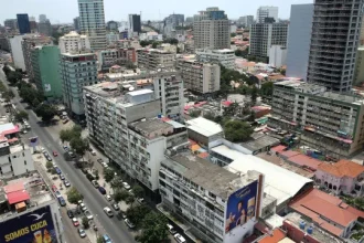 economista-chefe-do-standard-bank-alertou-angola-sobre-risco-de-deslize