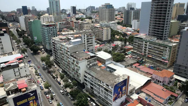 economista-chefe-do-standard-bank-alertou-angola-sobre-risco-de-deslize