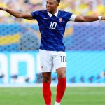com-dois-gols-de-mbappe,-franca-despacha-suecia-e-avanca-as-oitavas