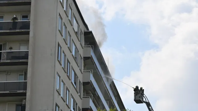 “varios-mortos-e-feridos-graves”-em-incendio-num-predio-em-antuerpia