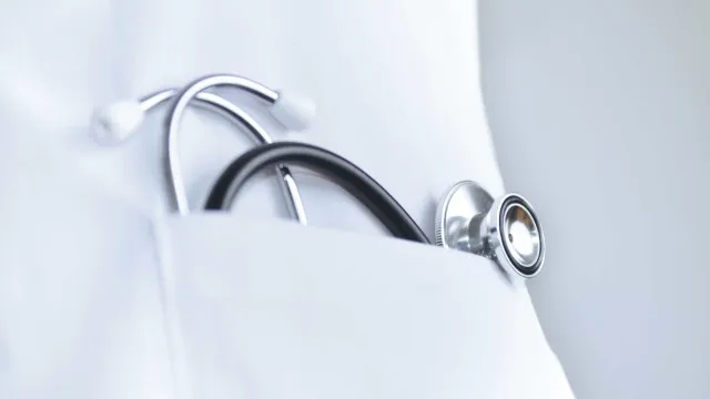 autarca-de-municipio-sem-medico-de-familia-dita-“obrigacao-de-autocura”