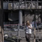 sobe-para-oito-numero-de-mortos-na-sequencia-de-ataque-russo-em-kyiv