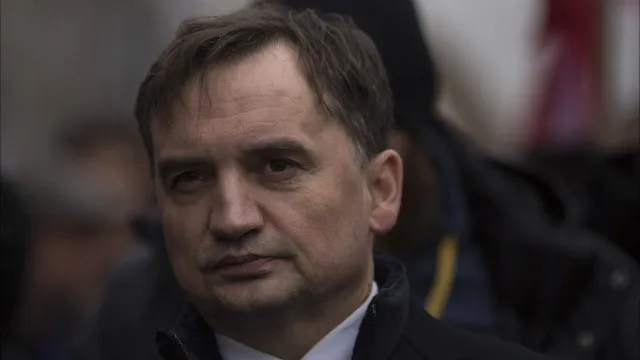 polonia-reclama-extradicao-de-ex-ministro-da-justica-foragido-nos-eua