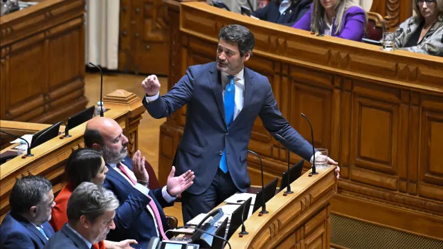 chega-insiste-no-fim-das-subvencoes-e-fica-isolado-na-ar:-“e-uma-burla”