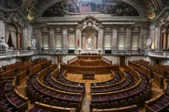 perda-da-nacionalidade?-esquerda-acusa-psd-de-fazer-“jogo”-do-chega