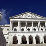 parlamento-rejeita-fim-das-subvencoes-e-reforma-antecipada