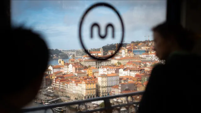 avaria-no-ar-condicionado-retira-comboios-da-metro-do-porto