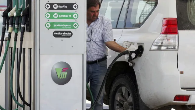preco-do-gasoleo-subiu-30%-e-o-da-gasolina-19%-em-maio-face-a-2025