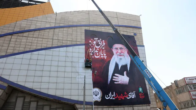 funeral-de-khamenei-arranca-hoje-em-teerao-e-prolonga-se-por-seis-dias