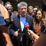 carneiro-exige-que-montenegro-peca-desculpa-por-situacao-dos-exames