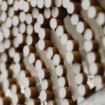 tabaqueira-britanica-bat-elimina-5.500-empregos-devido-a-plano-com-ia