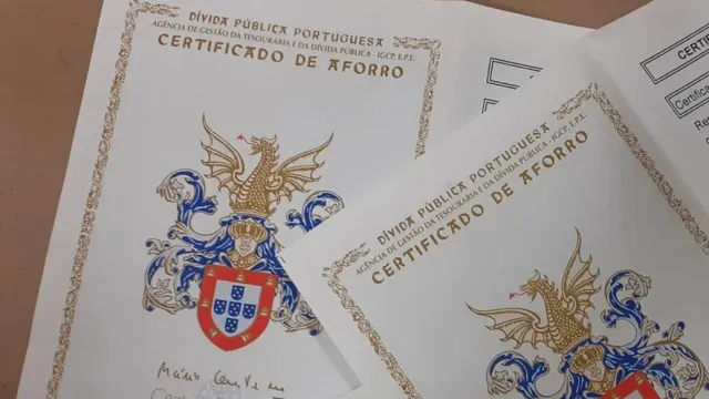 atencao-as-poupancas:-cerificados-de-aforro-voltam-a-render-mais-em-julho
