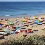 trabalhadores-tem-direito-a-salario-normal-nas-ferias?-act-revela-regras