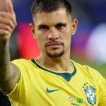 bruno-guimaraes-projeta-duelo-com-odegaard-e-alerta-sobre-bola-parada