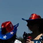 milhares-resistem-ao-calor-comemorar-independencia-dos-eua-em-washington