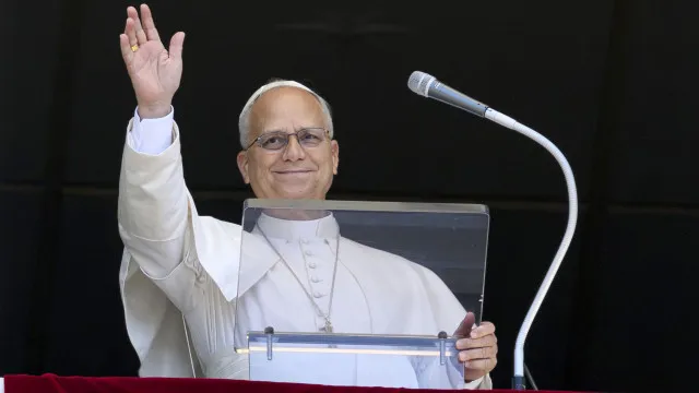 papa-leao-xiv-viaja-ate-castel-gandolfo-para-periodo-de-descanso