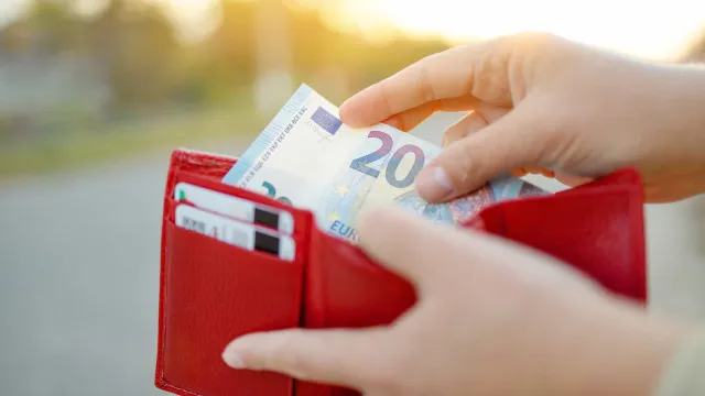 “ajudar-nas-despesas”:-o-que-e-e-quem-tem-direito-ao-subsidio-de-lar