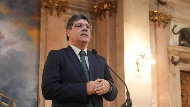 brilhante-dias-diz-que-ihru-e-caso-ilustrativo-de-“colonizacao-laranja”