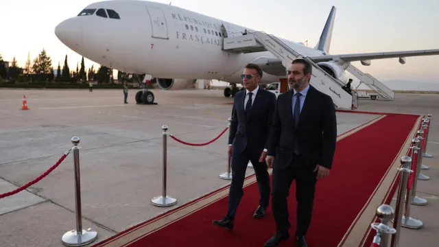 macron-chega-a-damasco-para-reforcar-compromisso-de-franca