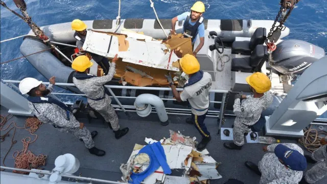 encontrados-destrocos-do-aviao-que-desapareceu-no-paquistao