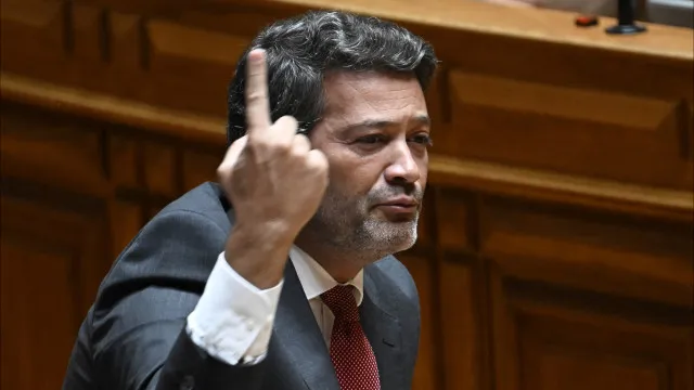 chega-quer-que-combustiveis-descam-quando-o-petroleo-baixar