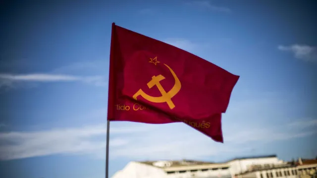 pcp-condena-detencao-de-domingos-simoes-pereira-e-pede-libertacao