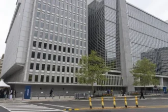 banco-mundial-entrega-e2,93-mil-milhoes-a-ucrania