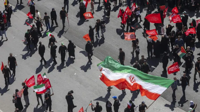 ao-minuto:-eua-prontos-para-“dizimar”;-“irao-cumpriu-a-sua-palavra”
