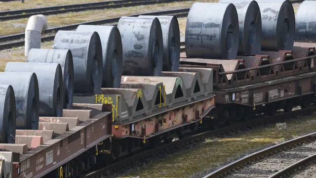 producao-industrial-diminui-3,8%-em-2025